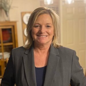 Meet your Posher, Gina